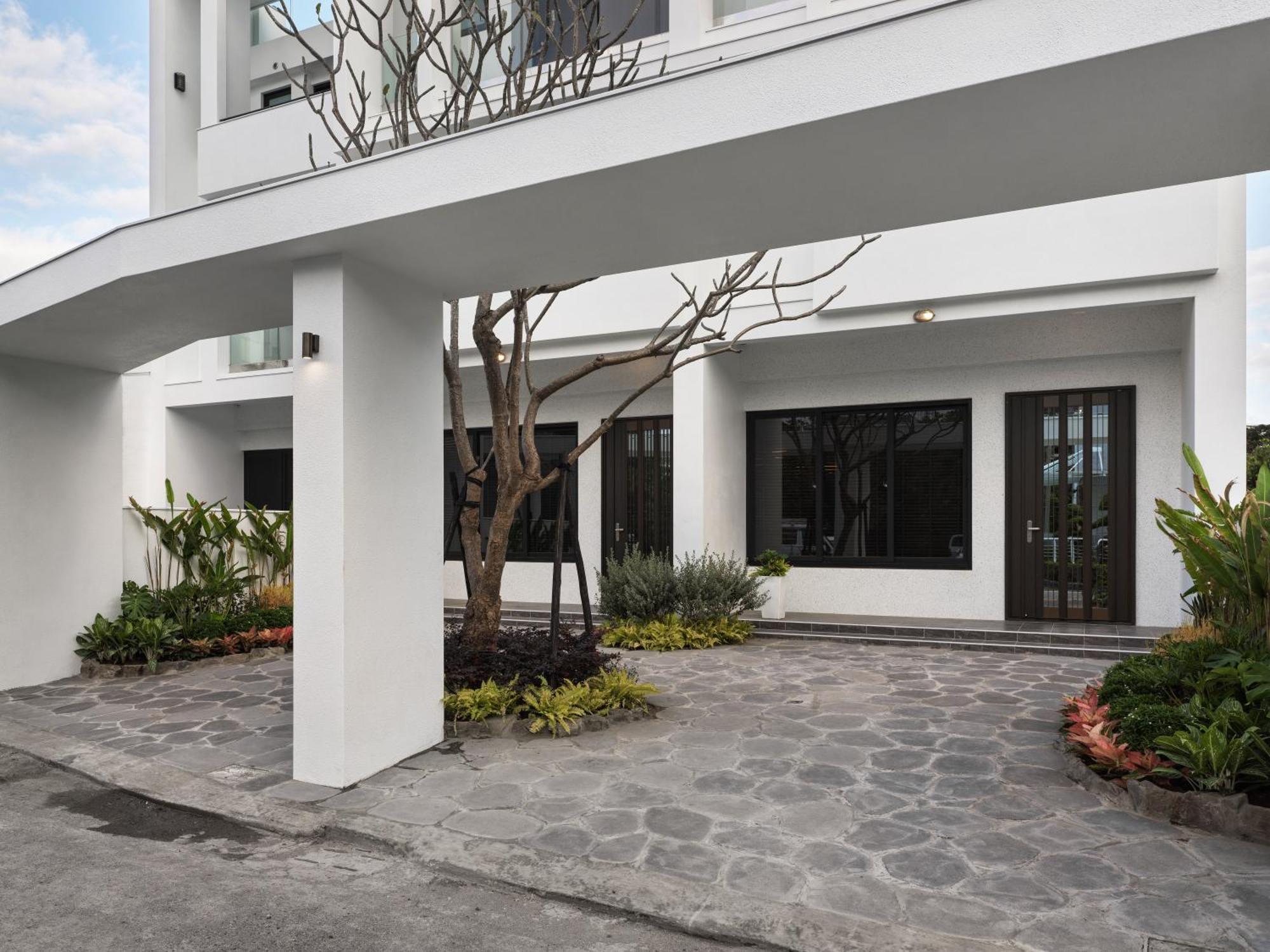廷海特潮流民宿 L 近鐵花村 L 自助入住 Taitung Exterior foto